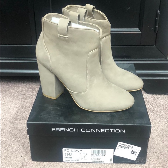 Livvy Suede Booties in Olive Branch